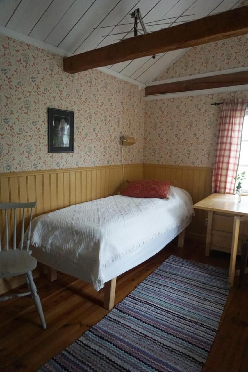 Hostel Asens By
